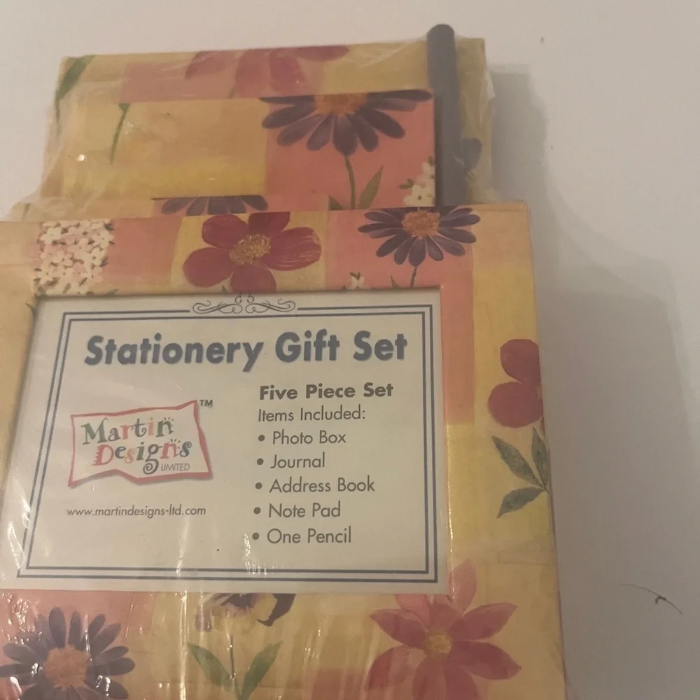 Floral Stationery Gift Set for Teachers New Unused Journal Notes Desk Set